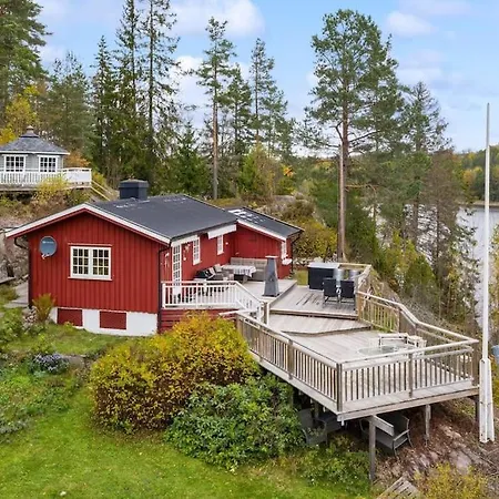 Familievennlig Hytte Ved Populaert Badevann! Holiday home Sandefjord